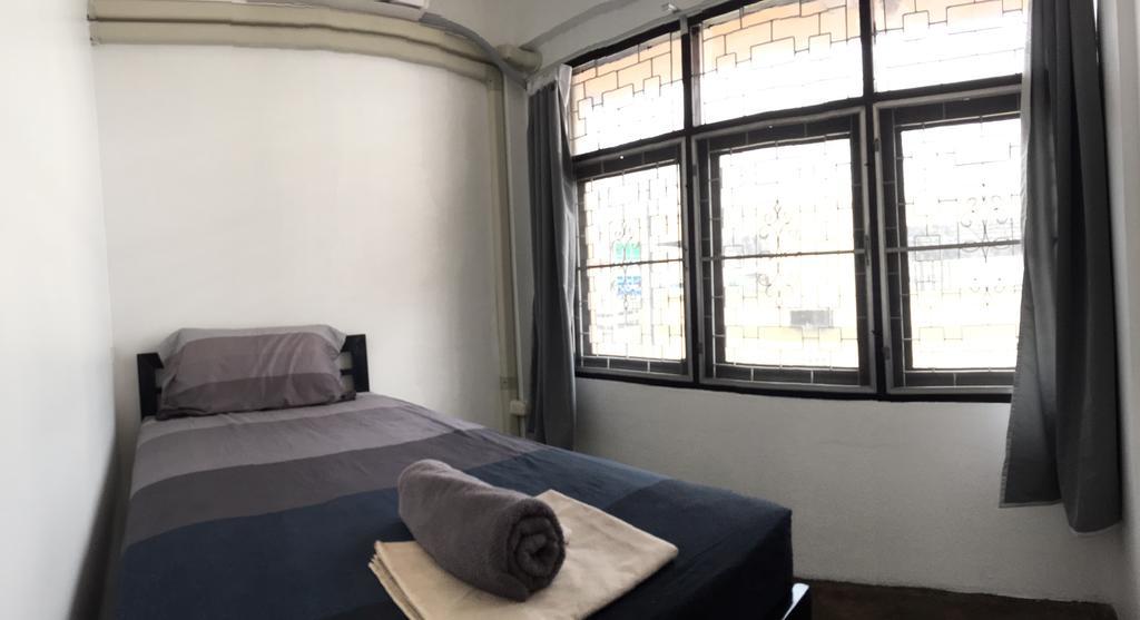 42 Guest House Μπανγκόκ Εξωτερικό φωτογραφία